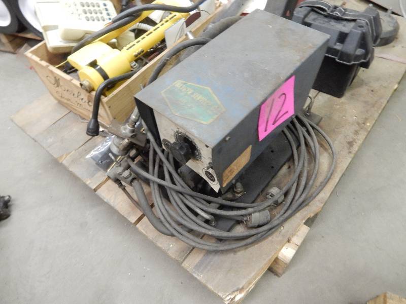 lot 12 image: Misc. items as pictured