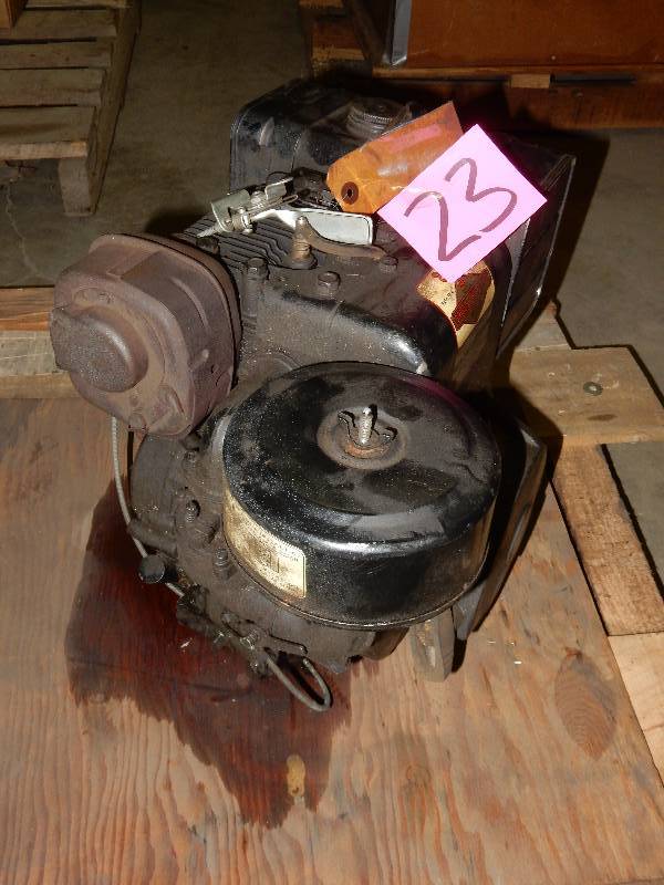 lot 23 image: 8 H.P. Briggs and Stratton Engine..