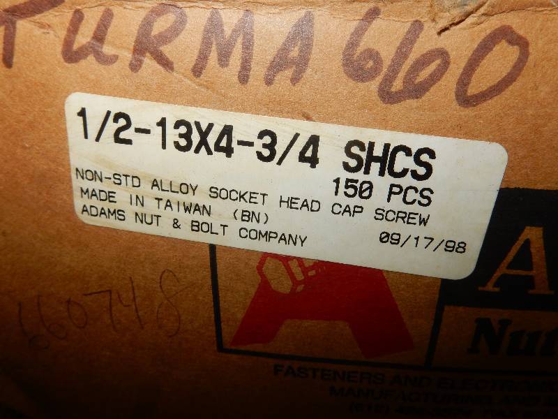lot 128 image: Non STD Alloy Socket Head Cap Screw