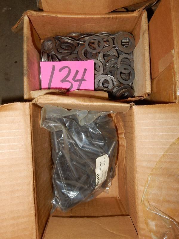 lot 134 image: Washers.. 78 x 14 GA Machine Bush