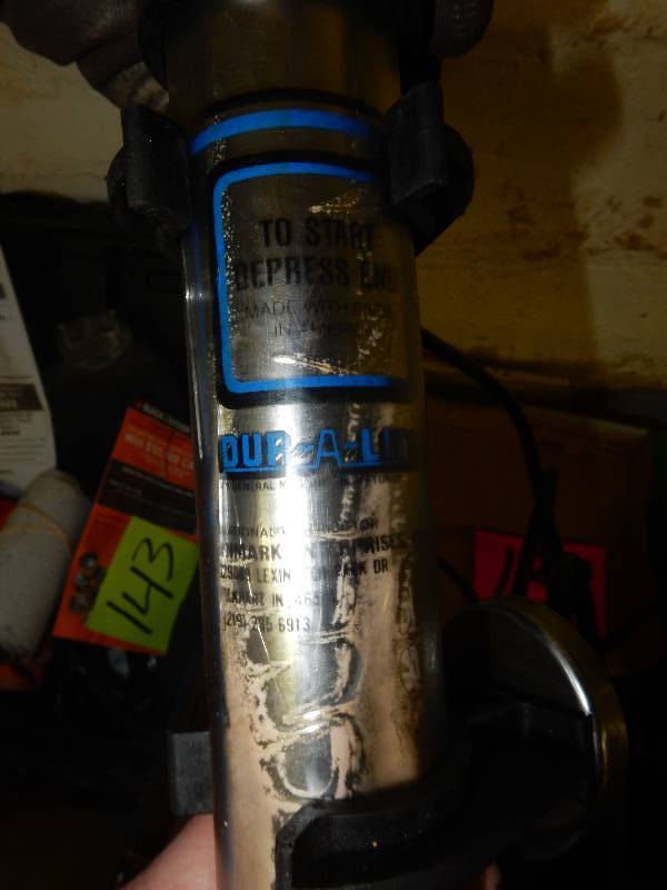 lot 137 image: Magnetic ShopTrouble Light