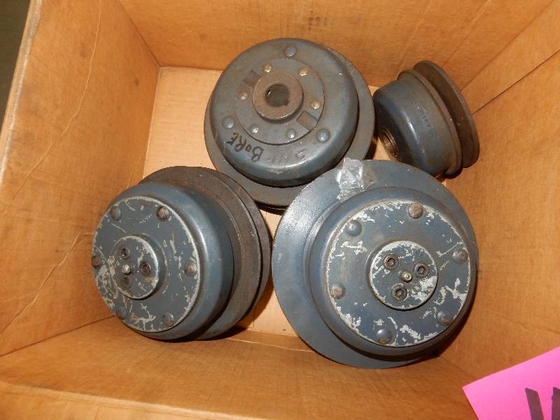 lot 154 image: Hi, Low Pulley Company.  Variable Speed Pulleys