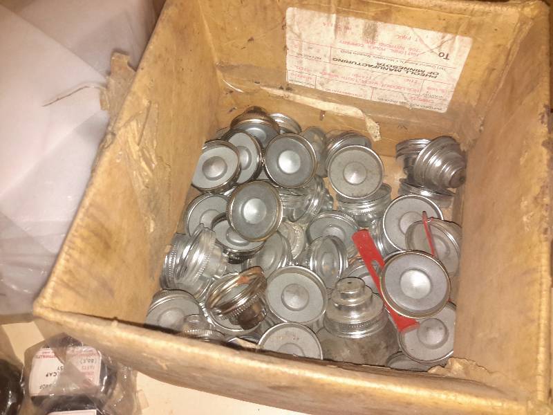 lot 193 image: Kawasaki, Gas Tanks Gas Caps