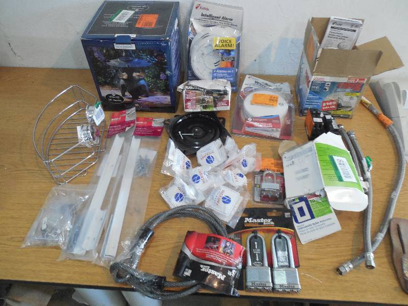 lot 22 image: ASSORTED BOX LOT