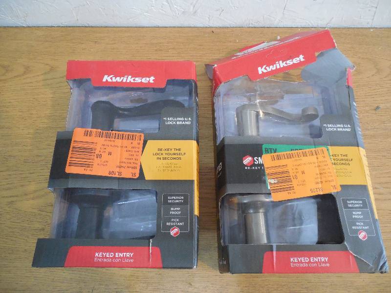 lot 24 image: (2) KWIKSET KEYED LOCK SETS