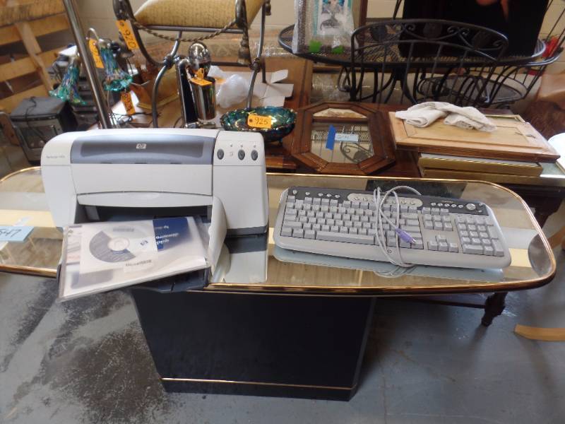 lot 932 image: KEYBOARD AND PRINTER