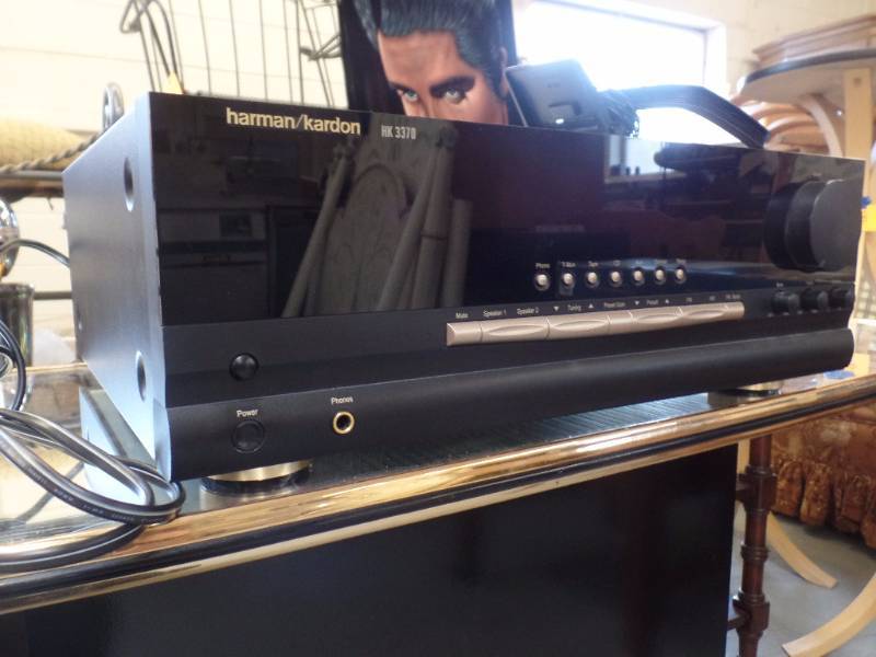 lot 941 image: HARMON KARDON STEREO RECEIVER