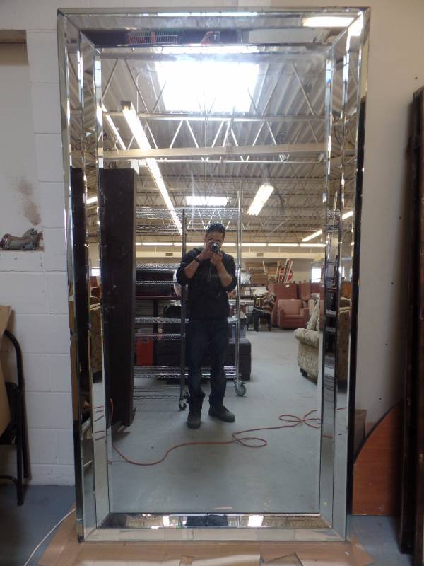 lot 978 image: COLOSSAL MIRROR