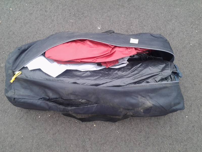 lot 26 image: Large Tent 18x10 With 3-Rooms Sleeps 7-8