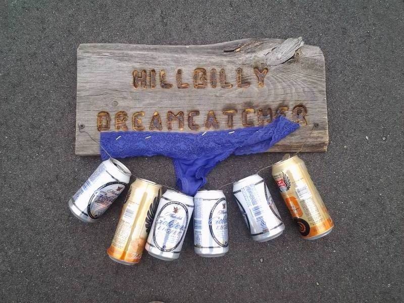 lot 41 image: Hillbilly Dream Catcher Sculpture