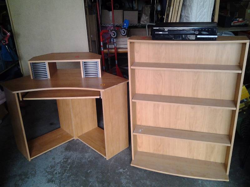 lot 62 image: Corner Style Computer Stand, Book Case With 3 Shelves & 2-Blue Ray DVD Players