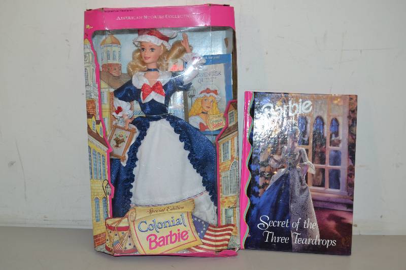 lot 19 image: Colonial Barbie