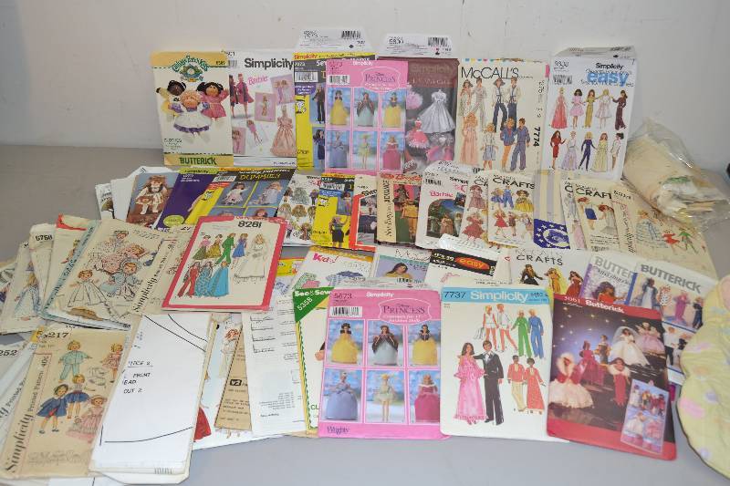 lot 54 image: Fashion Doll Doll Patterns