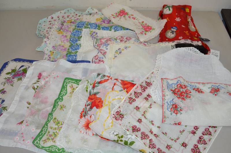 lot 95 image: Scarf Handkerchiefs