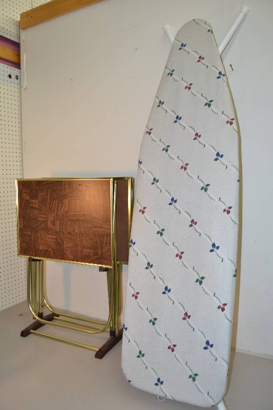 lot 100 image: TV Trays and Iron Board