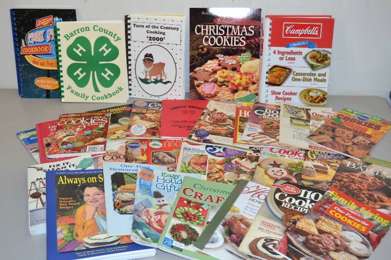 lot 102 image: Cookbooks