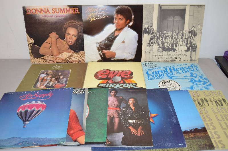 lot 130 image: Michael Jackson & other records