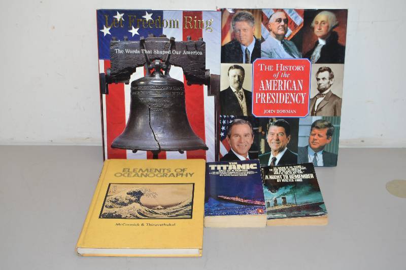 lot 155 image: Historical Books