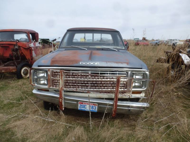 lot 54 image: 1979 Dodge Power Wagon W 200