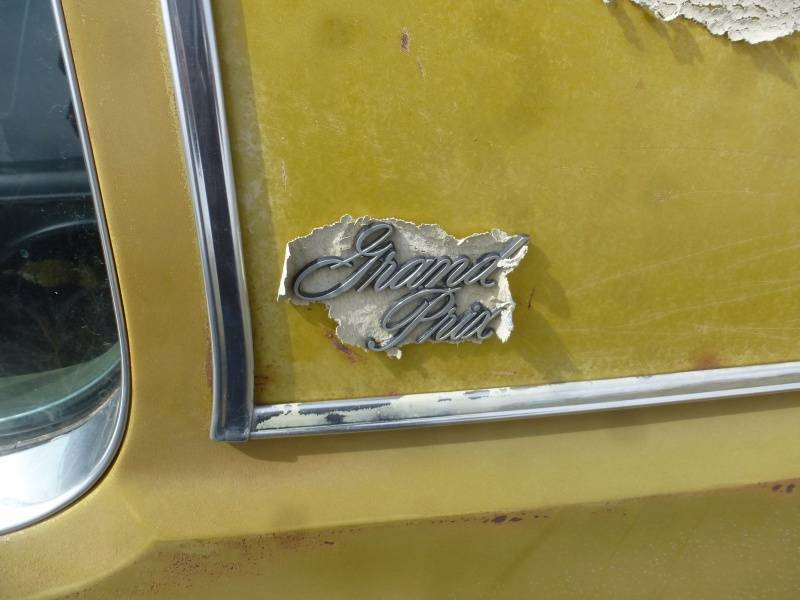 lot 76 image: 1972 Pontiac Grand Prix