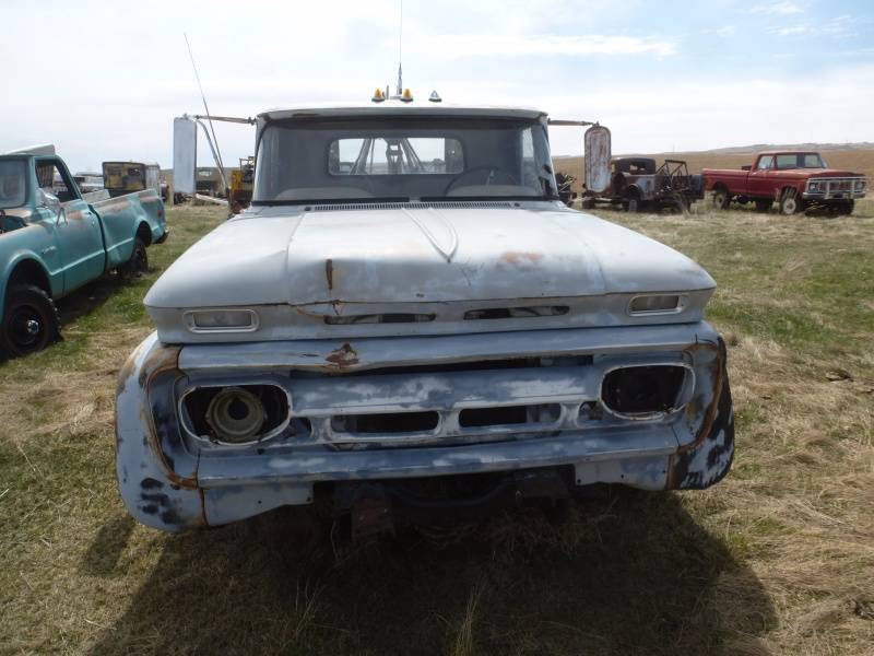 lot 85 image: 1962- 1963 Wrecker
