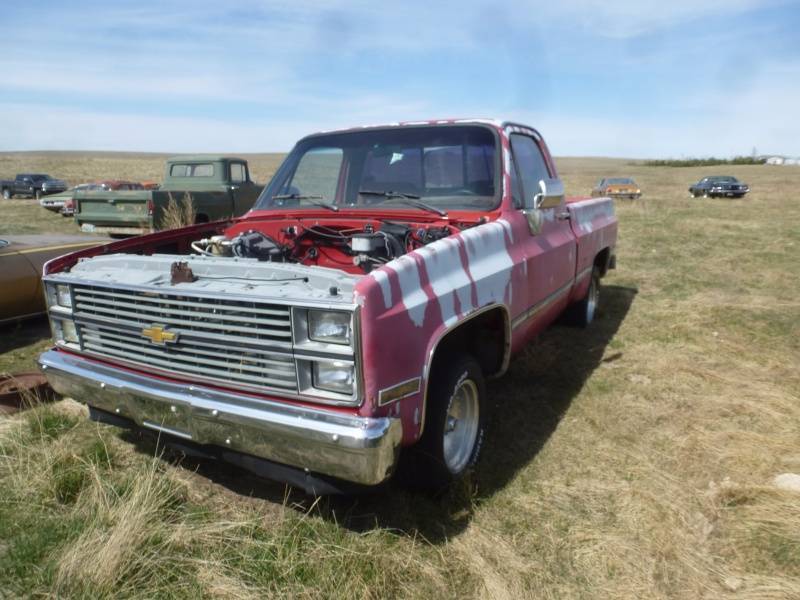 lot 96 image: 1984 Chevy C 10