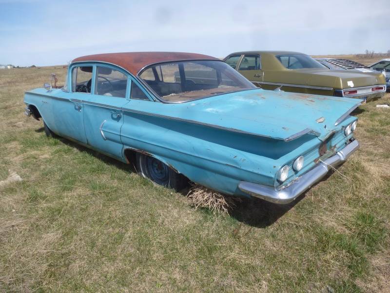 lot 101 image: 1960 Chevy Biscayne
