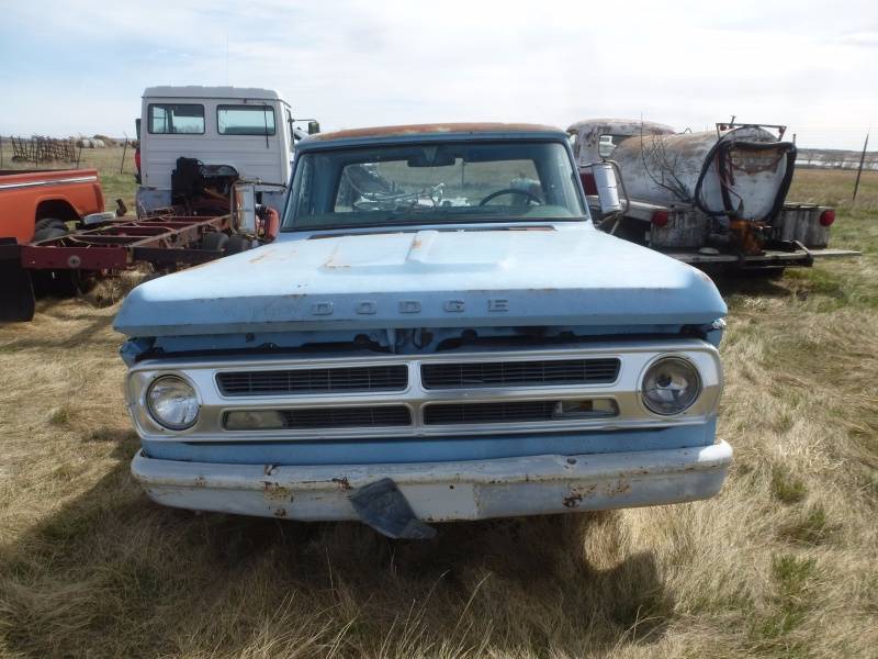 lot 106 image: 1970 Dodge D 100 Truck