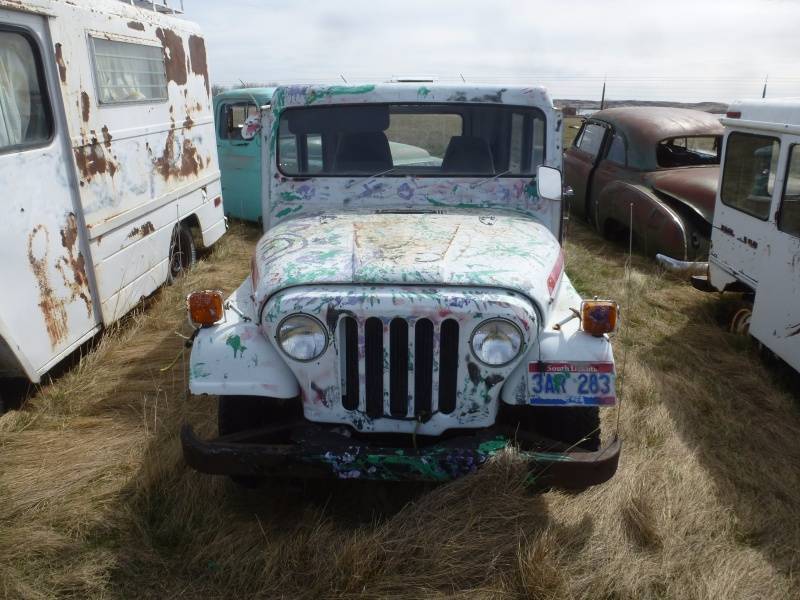 lot 306 image: 1982 Jeep Postal Van