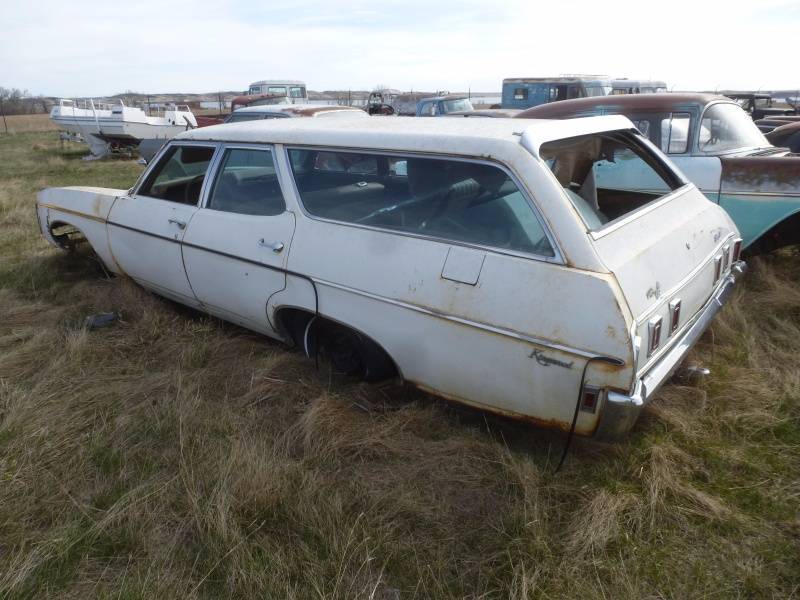 lot 161 image: 1969 Chevy Kingswood Special Station Wagon
