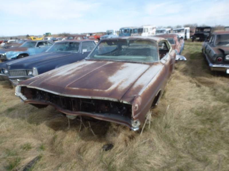 lot 167 image: 1970s Ford Galaxy