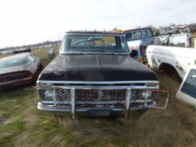 lot 205 image: 1973 Ford F 100 4WD