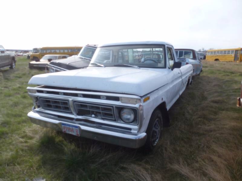 lot 206 image: 1976 Ford F 150