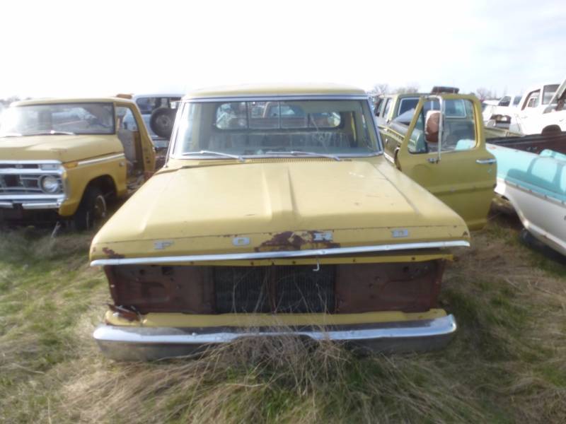 lot 93 image: 1972 Ford F100 Explorer 2WD