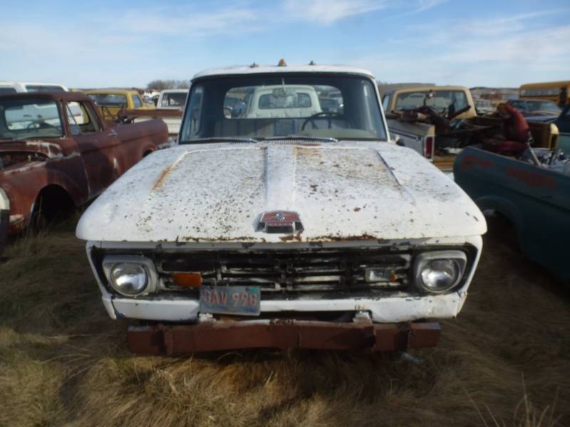lot 224 image: 1963 1964 Ford F350