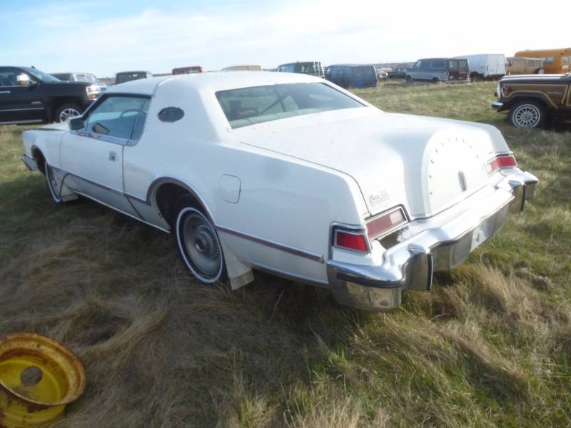 lot 232 image: 1976 Lincoln Mark 4