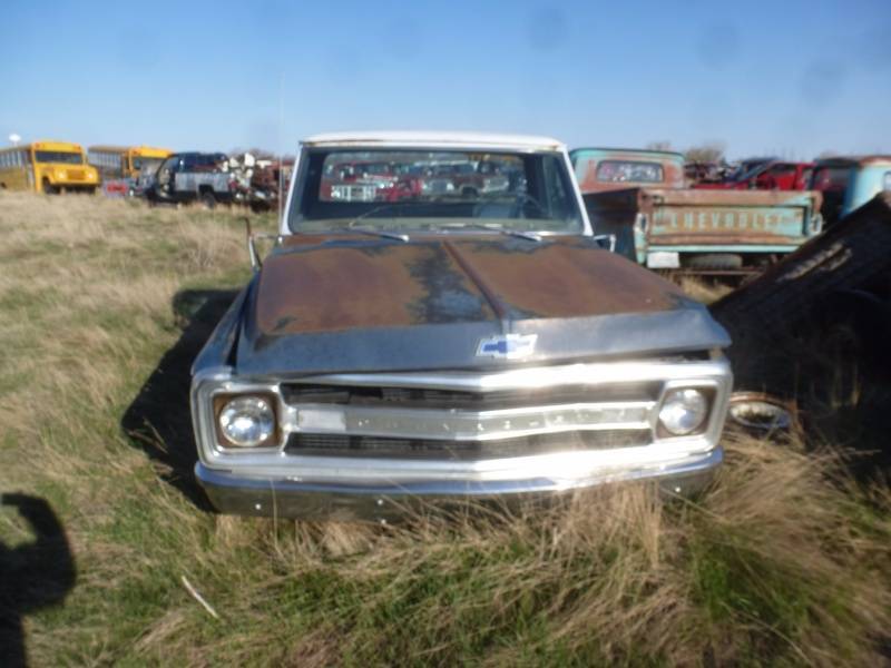 lot 252 image: 1969 Chevy C10 Pickup