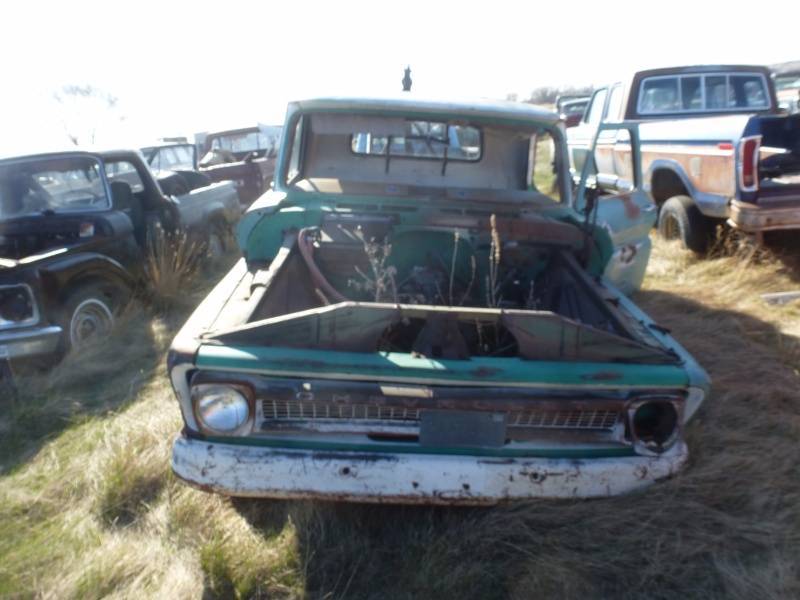 lot 266 image: 1964 Chevy Pickup