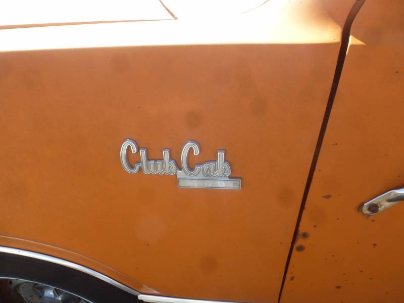 lot 288 image: 1975 Dodge Club Cab