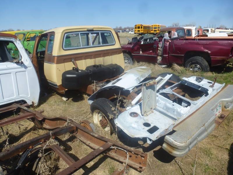 lot 298 image: 1976 Dodge Custom Club Cab