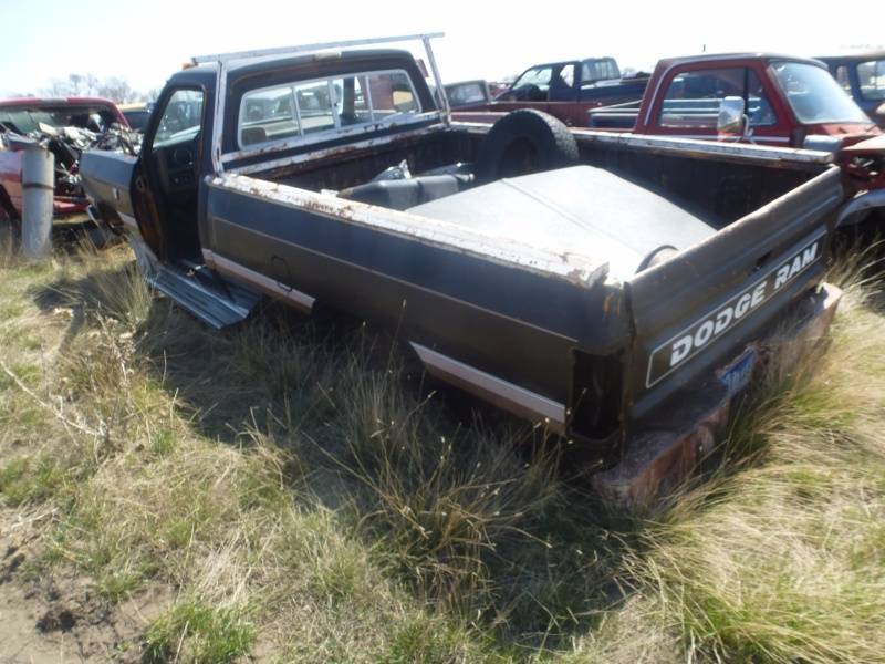 lot 25 image: 1974 Dodge Ram W 350 Custom 4x4