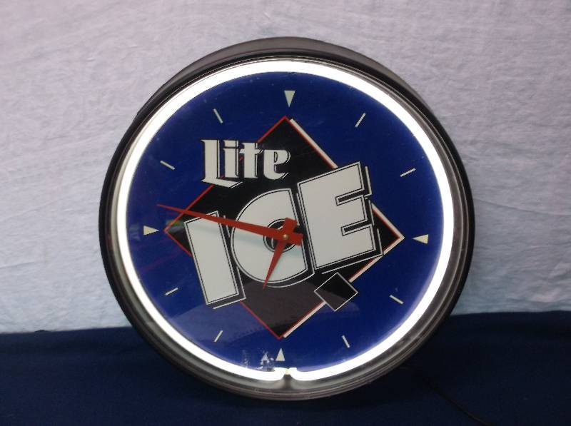 Neon Clock