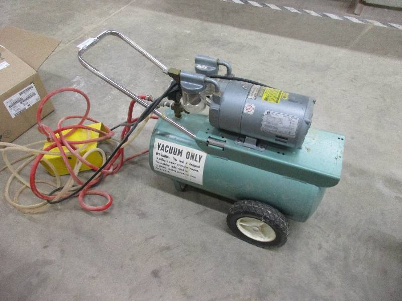 Vacuum pump
