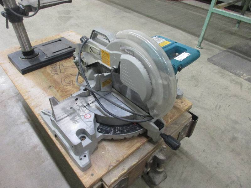 Makita Miter Saw