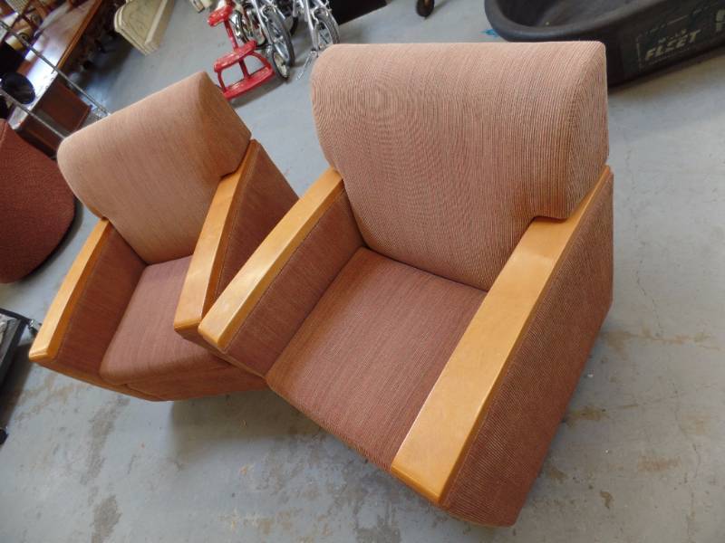 MODULAR CHAIRS