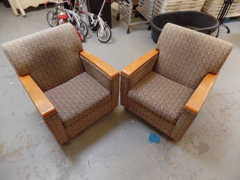 MODULAR CHAIRS