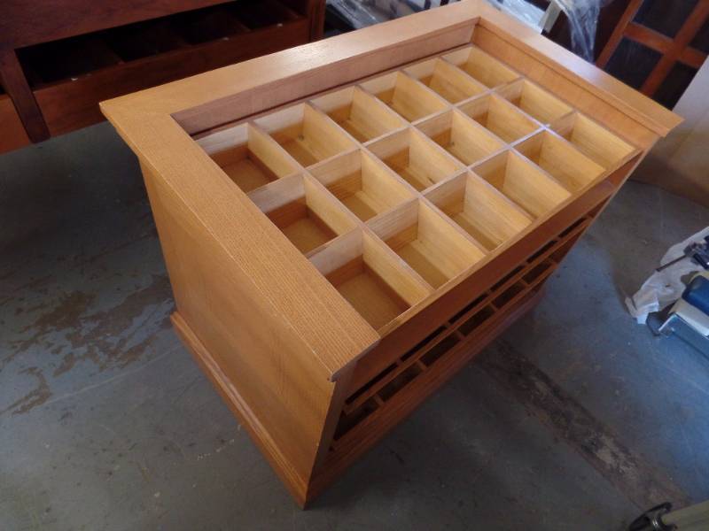 MEDIA TABLE  CABINET