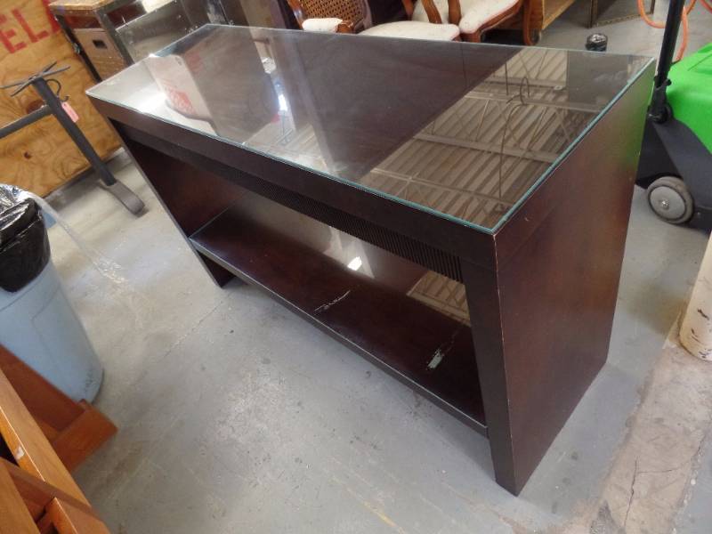 BEEFY CONSOLE TABLE