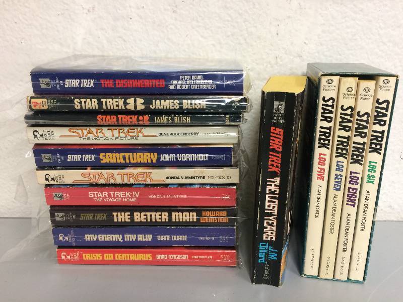 lot 38 image: Star Trek Books