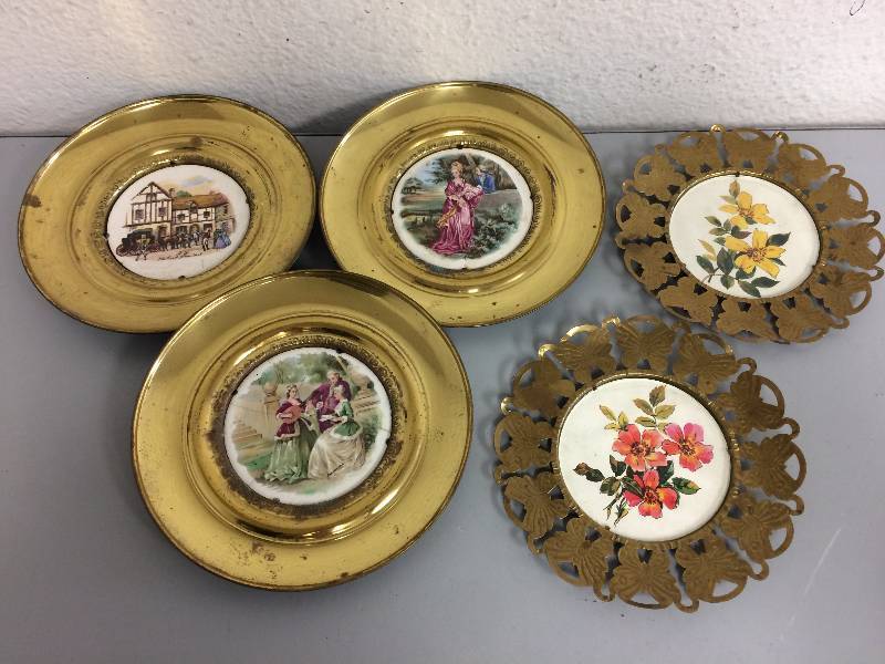 lot 56 image: Antique Copper Wall Plates